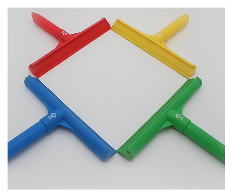 Integrated Squeegee